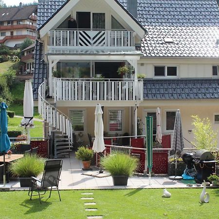 Апартаменты Haus Laetsch Бад-Петерсталь-Грисбах Экстерьер фото